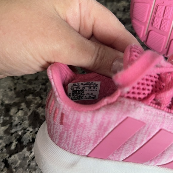 Adidas Sneakers toddler size 9 - Picture 7 of 7